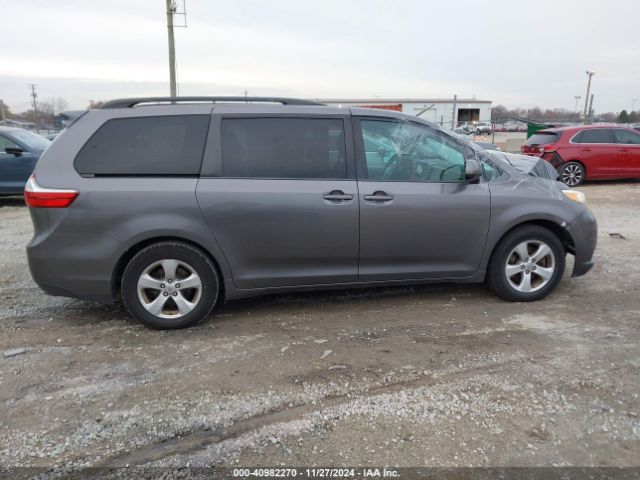 5TDKK3DC0FS680156 Toyota Sienna Le 8 Passenger