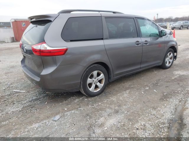 5TDKK3DC0FS680156 Toyota Sienna Le 8 Passenger