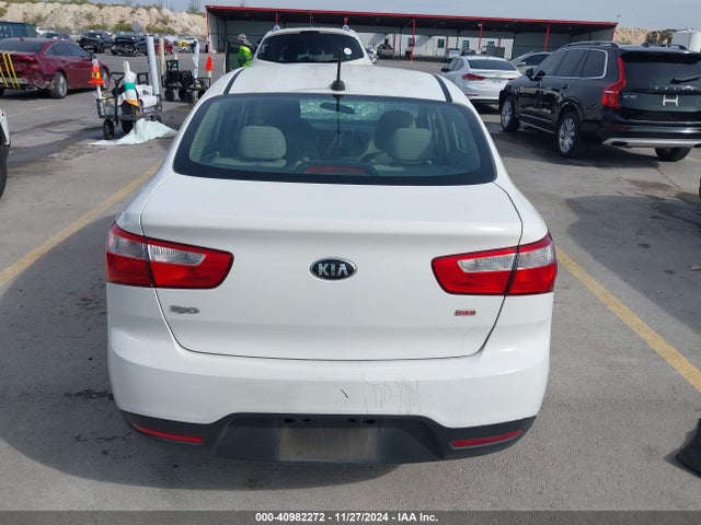 KIA RIO LX 2015 KNADM4A30F6444083 Image 16