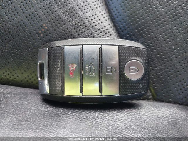 5XXGU4L37HG172035 KIA OPTIMA EX