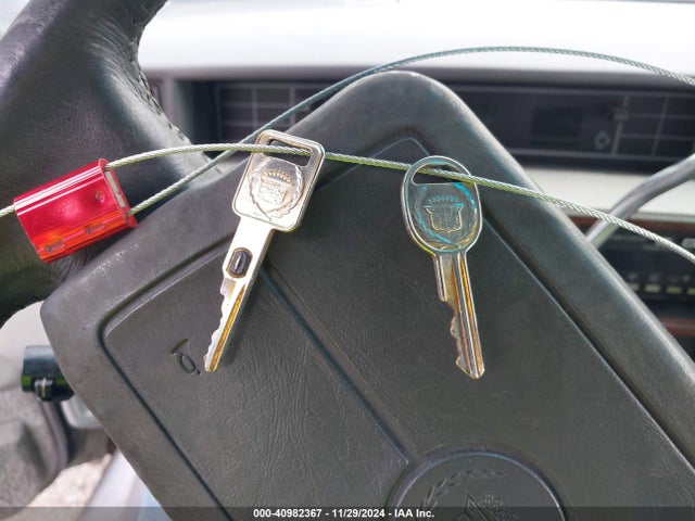 1993 CADILLAC 60 SPECIAL 1G6CB53B1P4238110 Photo 10