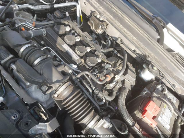 1HGCV1F92JA151963 Honda Accord Touring