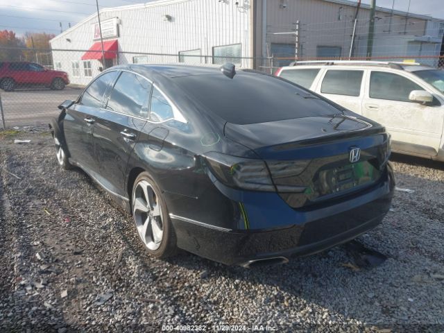 1HGCV1F92JA151963 Honda Accord Touring