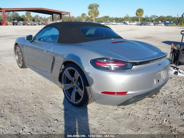 WP0CB2A80JS228268 Porsche 718 Boxster S