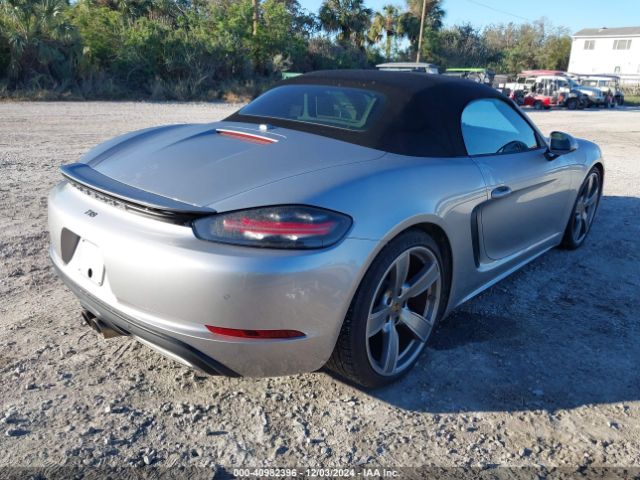 WP0CB2A80JS228268 Porsche 718 Boxster S