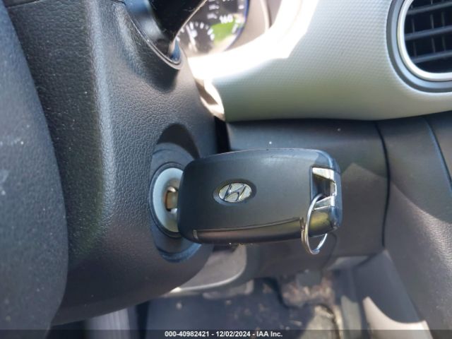 KM8K12AA9LU578633 Hyundai Kona Se