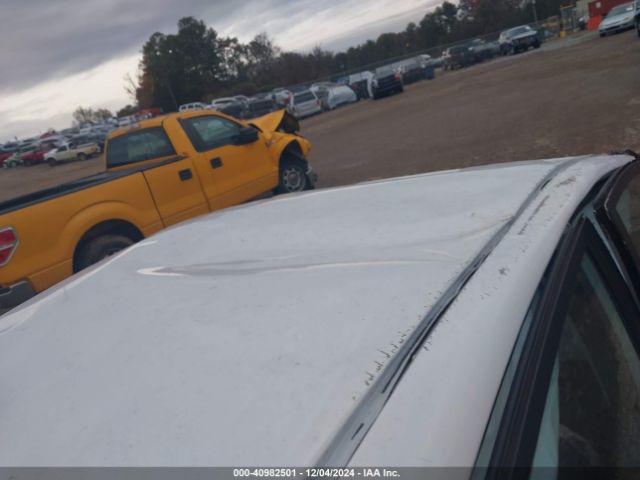 3FADP4TJ1EM206477 Ford FIESTA S