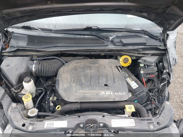 2C4RC1BG7GR103995 Chrysler Town & Country Touring