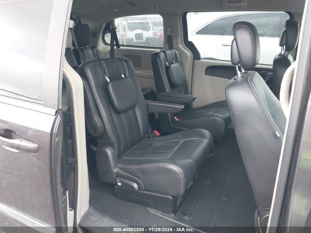 2C4RC1BG7GR103995 Chrysler Town & Country Touring