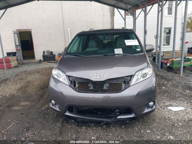 5TDYK3DC8FS592367 Toyota Sienna Xle/limited