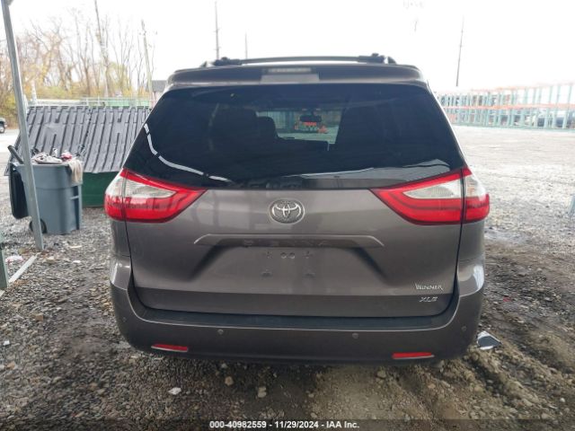 5TDYK3DC8FS592367 Toyota Sienna Xle/limited
