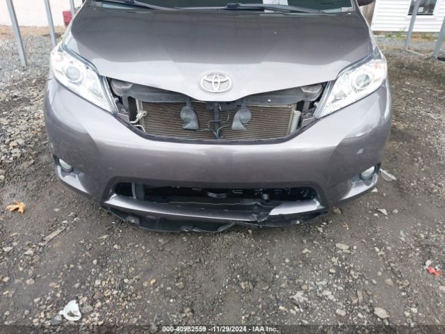 5TDYK3DC8FS592367 Toyota Sienna Xle/limited