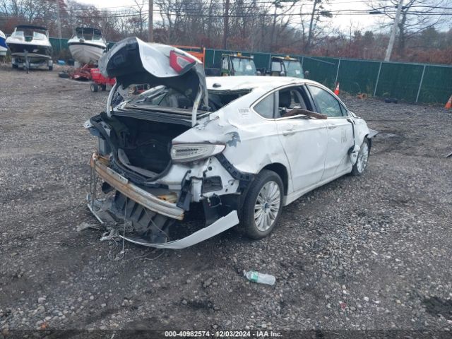 3FA6P0PU8FR272728 Ford Fusion Energi Se Luxury