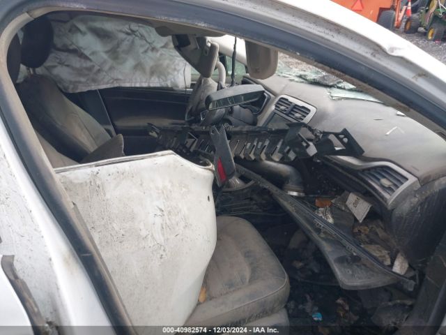 3FA6P0PU8FR272728 Ford Fusion Energi Se Luxury