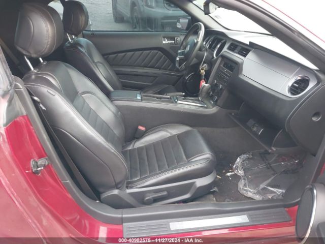 1ZVBP8EM6E5257184 Ford Mustang V6 Premium