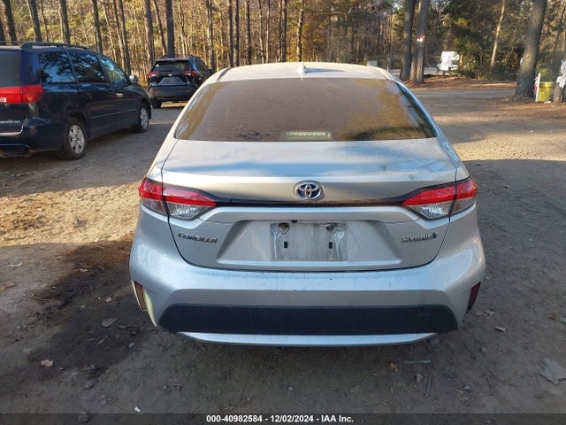 Toyota Corolla Hybrid Le 2021 JTDEAMDE2MJ003319 Image 16