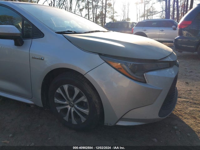 Toyota Corolla Hybrid Le 2021 JTDEAMDE2MJ003319 Image 19