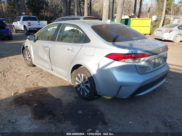 Toyota Corolla Hybrid Le 2021 JTDEAMDE2MJ003319 Image 3