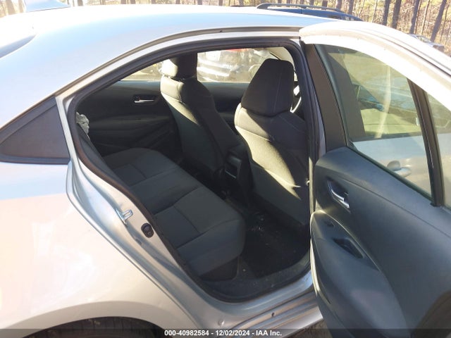 Toyota Corolla Hybrid Le 2021 JTDEAMDE2MJ003319 Image 8
