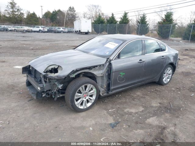 SAJBD4BV6HCY44052 Jaguar Xf 35t Premium