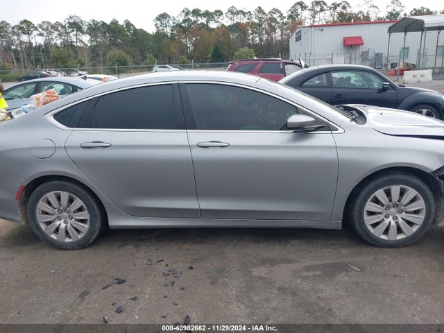 Chrysler 200 LX 2015 1C3CCCFBXFN567783 Image 12