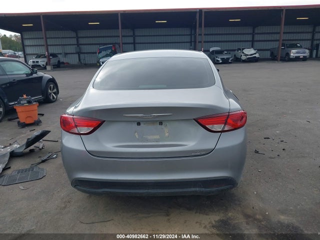 Chrysler 200 LX 2015 1C3CCCFBXFN567783 Image 15