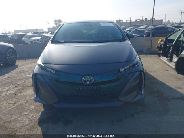 JTDKARFP7H3063850 Toyota Prius Prime Premium