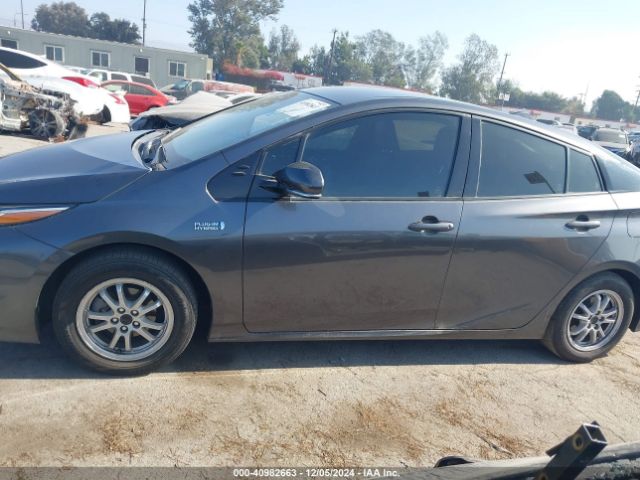 JTDKARFP7H3063850 Toyota Prius Prime Premium