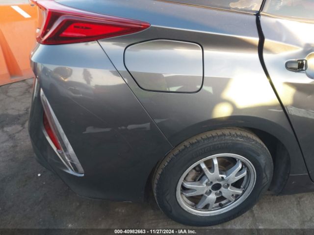 JTDKARFP7H3063850 Toyota Prius Prime Premium