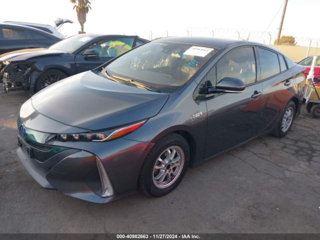 JTDKARFP7H3063850 Toyota Prius Prime Premium