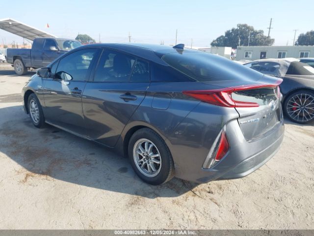 JTDKARFP7H3063850 Toyota Prius Prime Premium