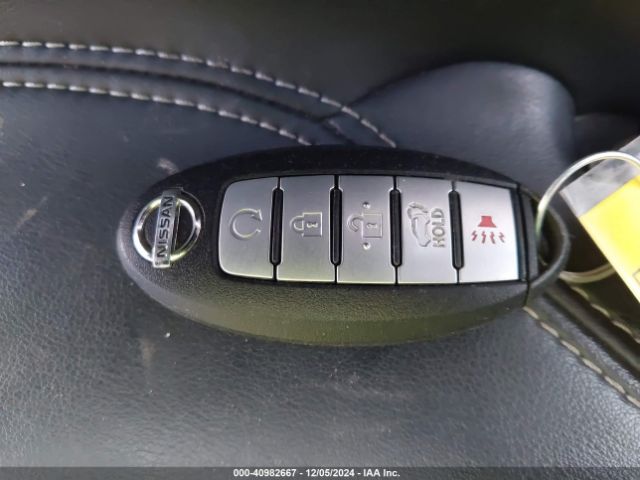 5N1AZ2MH5FN250458 Nissan MURANO SL