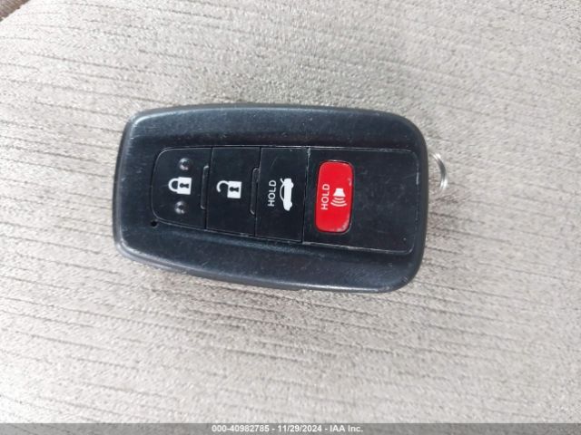 4T1L31AK2LU523569 Toyota Camry Le Hybrid