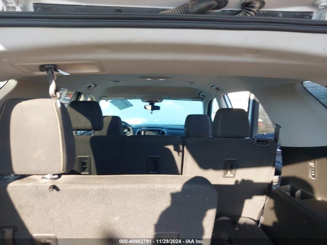 Chevrolet Traverse Ls 2019 1GNERFKW7KJ299202 Image 8
