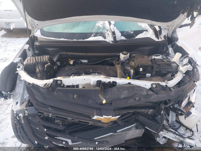 2GNAXTEX1J6177132 Chevrolet EQUINOX LT