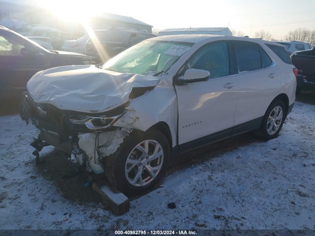 2GNAXTEX1J6177132 Chevrolet EQUINOX LT