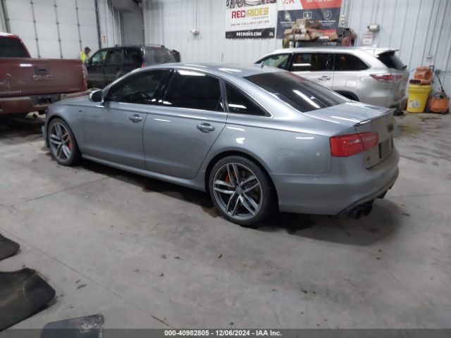 2013 AUDI S6 WAUF2AFC3DN146328 Photo 2