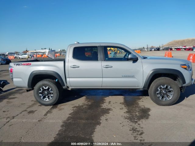 5TFCZ5AN1MX257675 Toyota Tacoma Trd Off-road