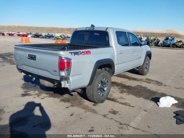 5TFCZ5AN1MX257675 Toyota Tacoma Trd Off-road