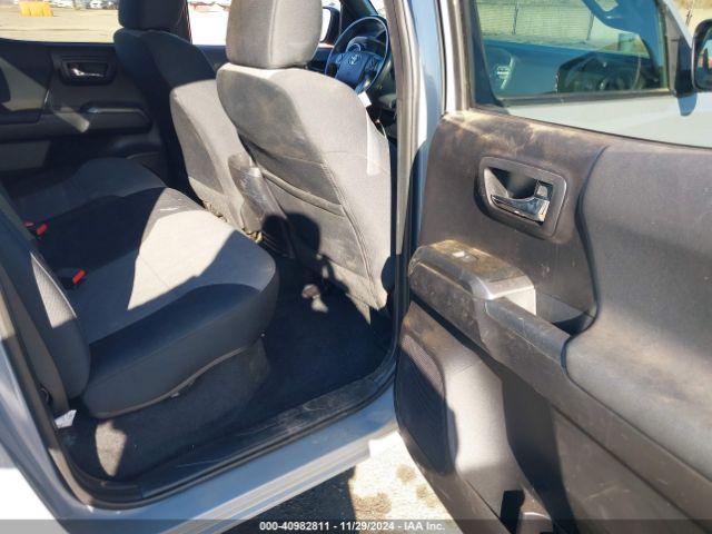 5TFCZ5AN1MX257675 Toyota Tacoma Trd Off-road