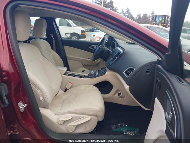 1C3CCCAB8FN740305 Chrysler 200 Limited