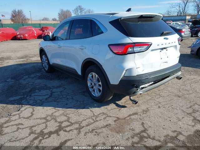 Ford ESCAPE SE 2022 1FMCU9G67NUA26445 Image 3
