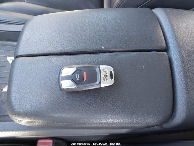 2017 AUDI Q7 WA1LAAF77HD003500 Photo 10