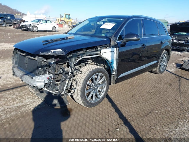 2017 AUDI Q7 WA1LAAF77HD003500 Photo 1