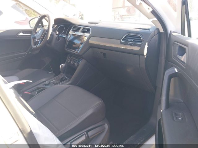 2020 VOLKSWAGEN TIGUAN 3VV2B7AX7LM089687 Photo 4