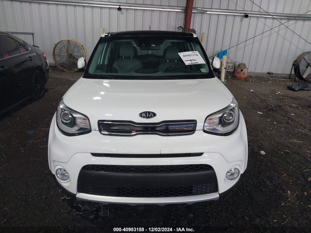 KNDJP3A58J7582305 KIA SOUL +