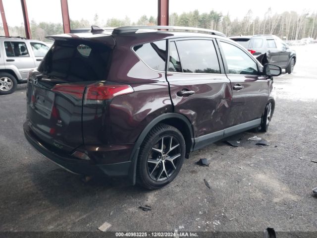 2T3JFREV2HW677182 Toyota RAV4 SE
