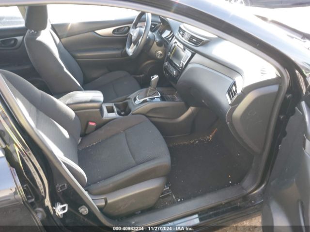 JN1BJ1CR8KW626999 Nissan Rogue Sport S