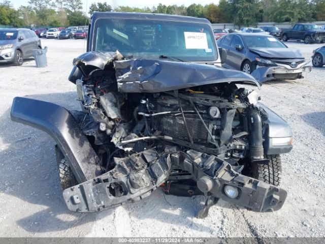 1C4HJXEG6MW502562 Jeep Wrangler Unlimited Sahara 4x4