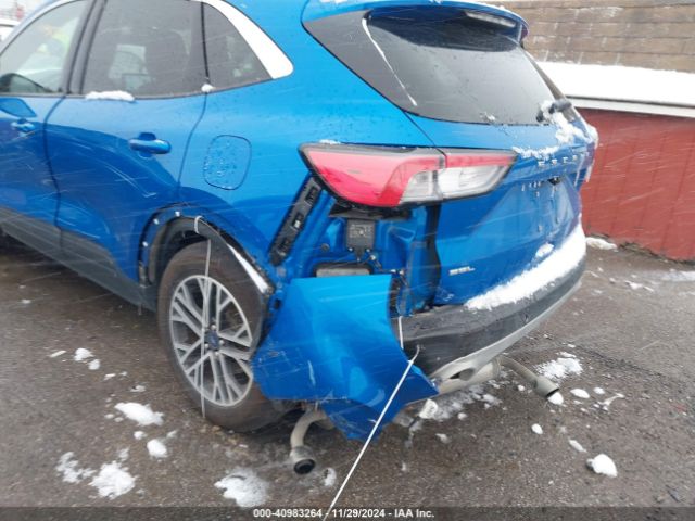 1FMCU9H68LUC67068 Ford ESCAPE SEL